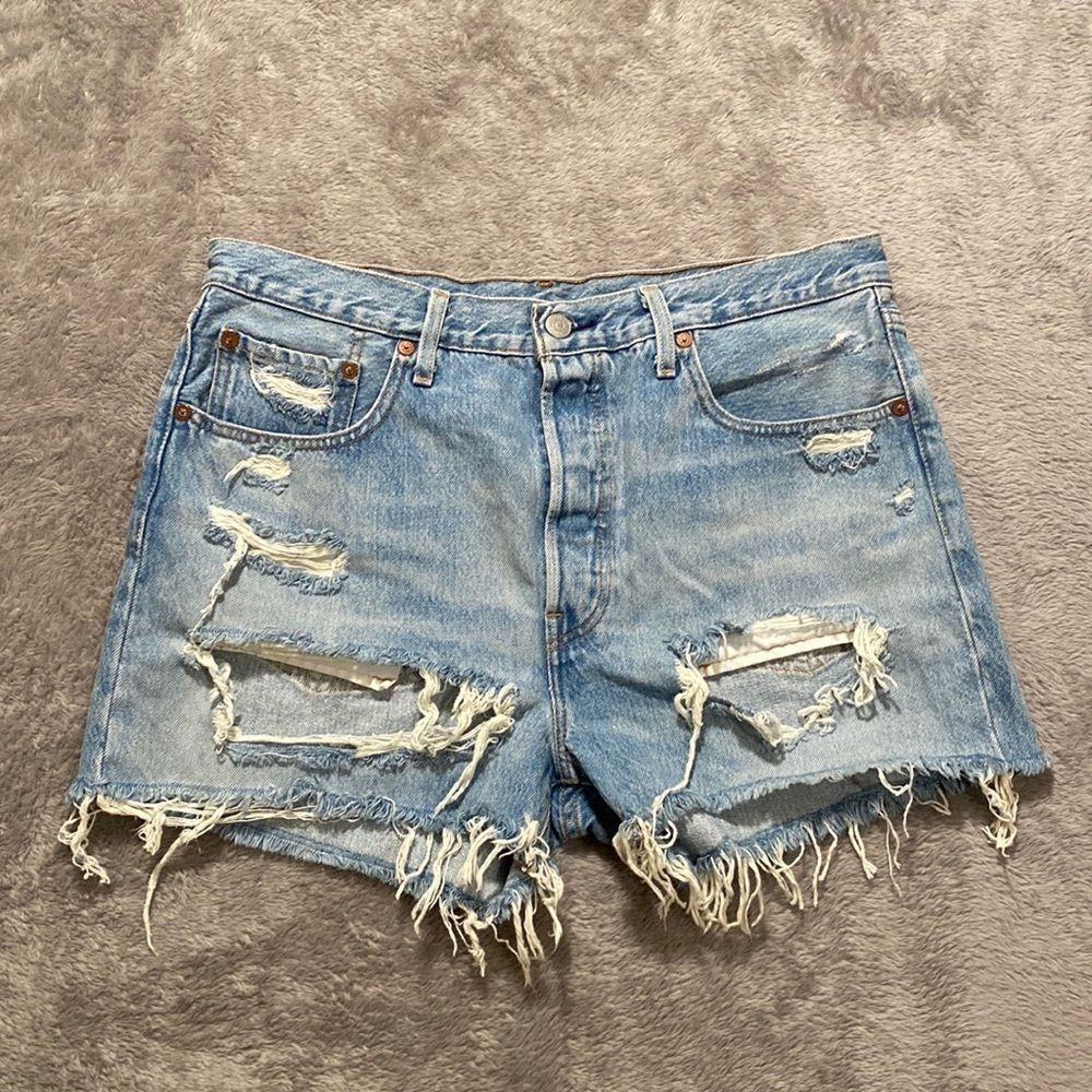 Levi’s Premium 501 Distressed Destroyed Raw Hem Button Fly Denim Cut Off…